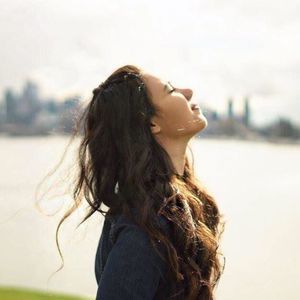 Meet your Posher, Maira